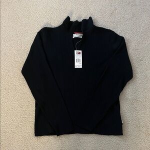 Tommy Hilfiger V-Neck Long Sleeve Top, Size XL NWT